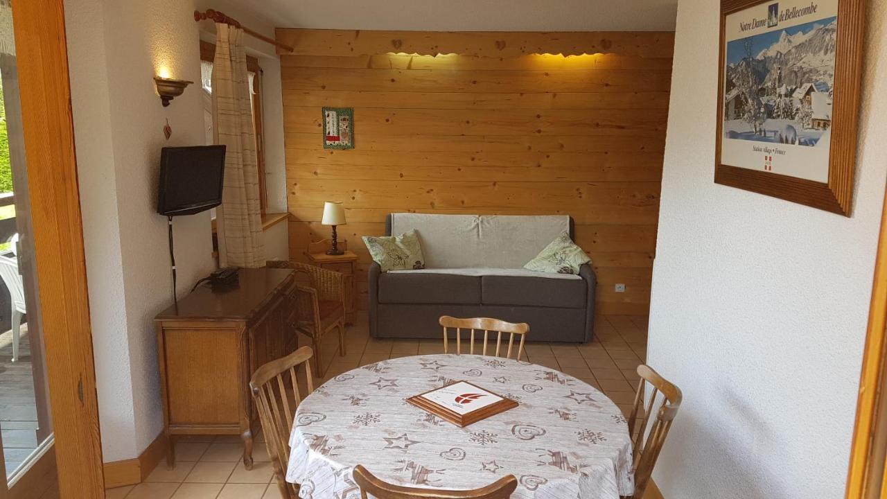 Residence La Troika 2 نوتر دام دو بيلكومبيه المظهر الخارجي الصورة